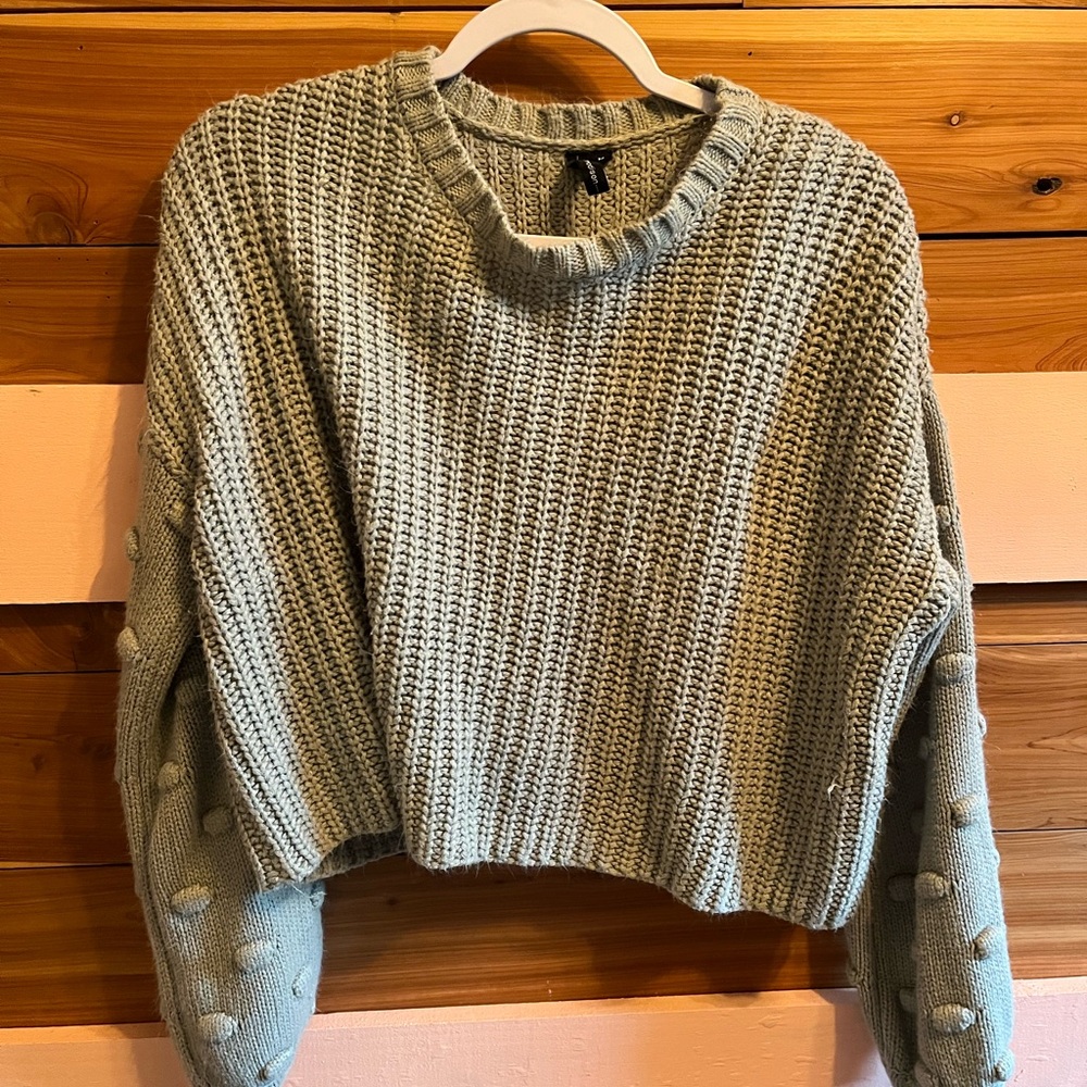 Moon & Madison Gray Crew Neck Sweater Chunky Knit